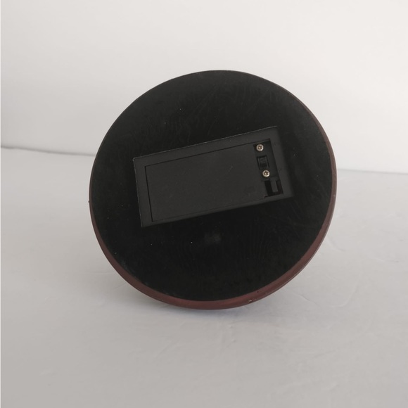 Thomas Kinkade lighthouse sculpture - Picture 13 of 14